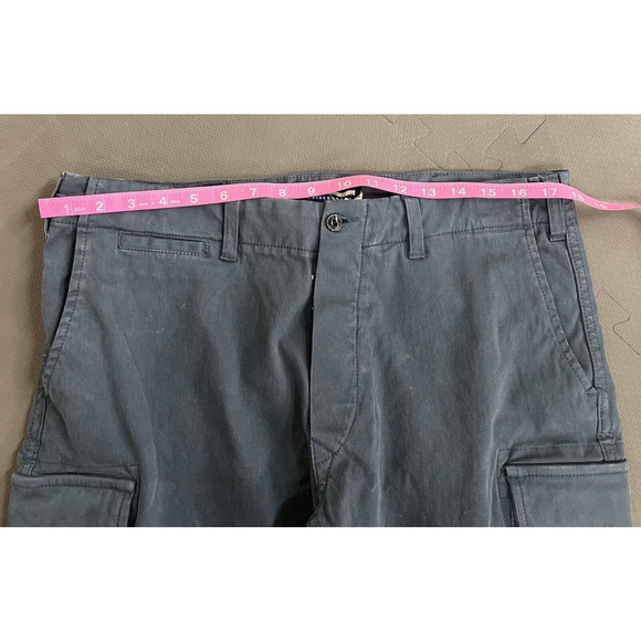 NWT Guideboat Pants Mens 32 Navy Cargo Outdoor Button Fly FS Benefits Charity - Picture 5 of 10